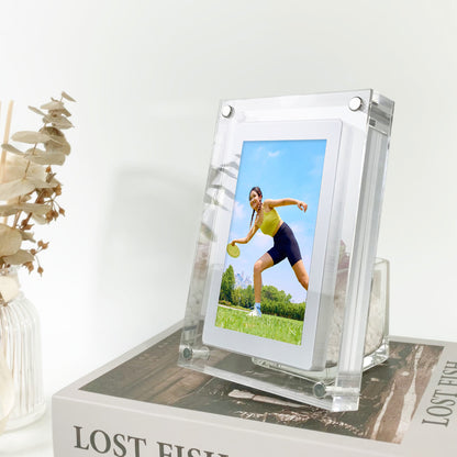 1GB digital photo, video frame with Type-C battery.